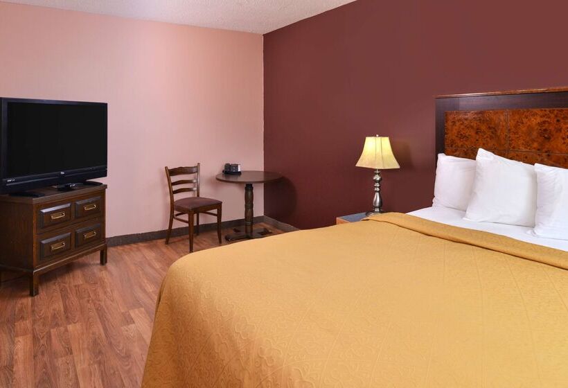 בית מלון כפרי Canadas Best Value Inn & Suites Castlegar