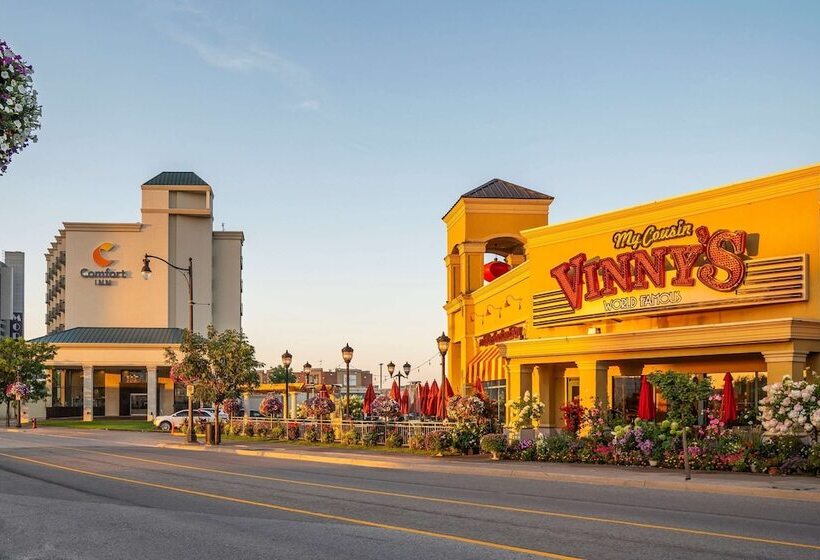 هتل Comfort Inn Fallsview
