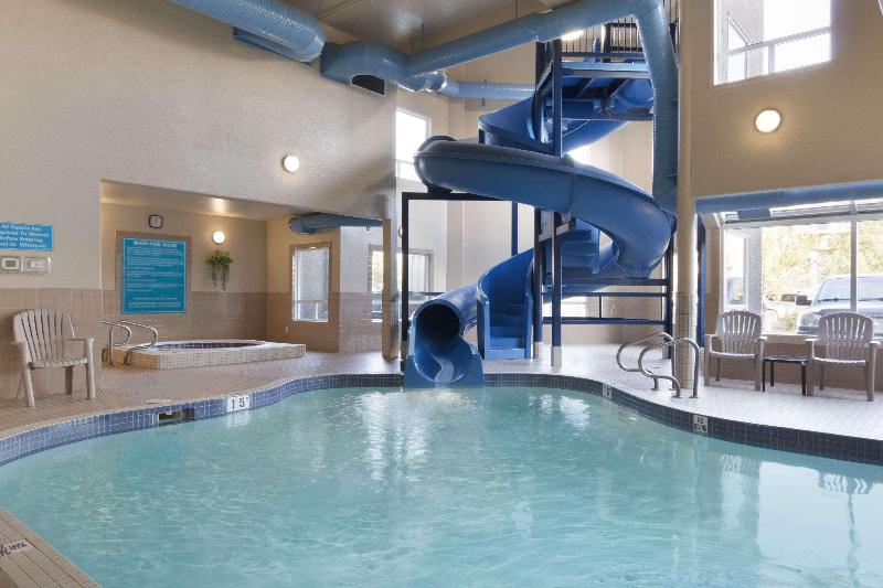 هتل Days Inn By Wyndham Medicine Hat