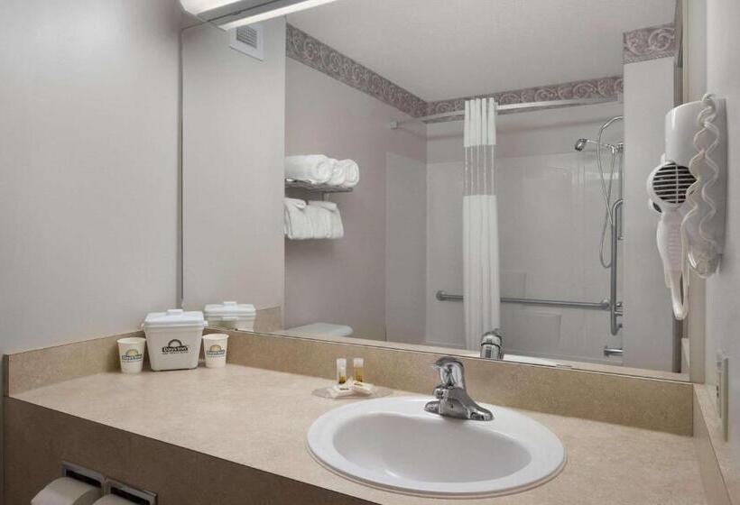 בית מלון כפרי Days Inn By Wyndham Red Deer
