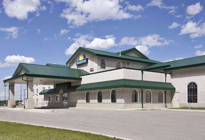 فندق Days Inn & Suites By Wyndham Winkler