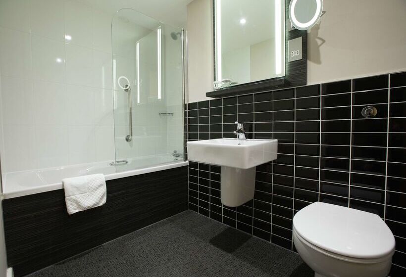 فندق Doubletree By Hilton Coventry Building Society Arena