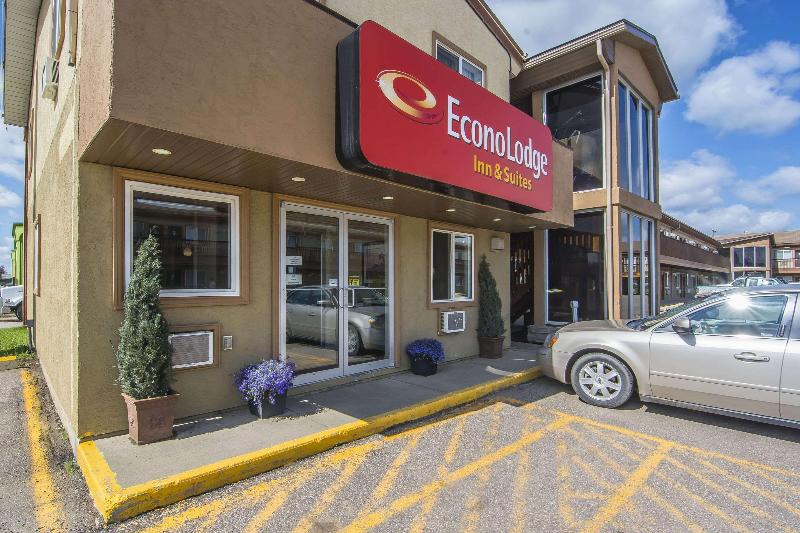 בית מלון כפרי Econo Lodge Inn & Suites High Level