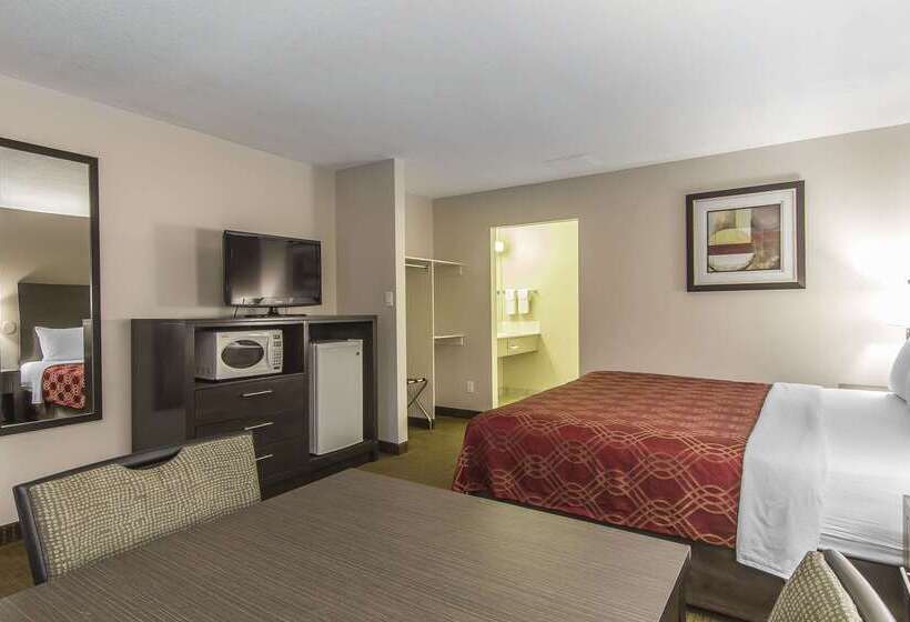 בית מלון כפרי Econo Lodge Inn & Suites