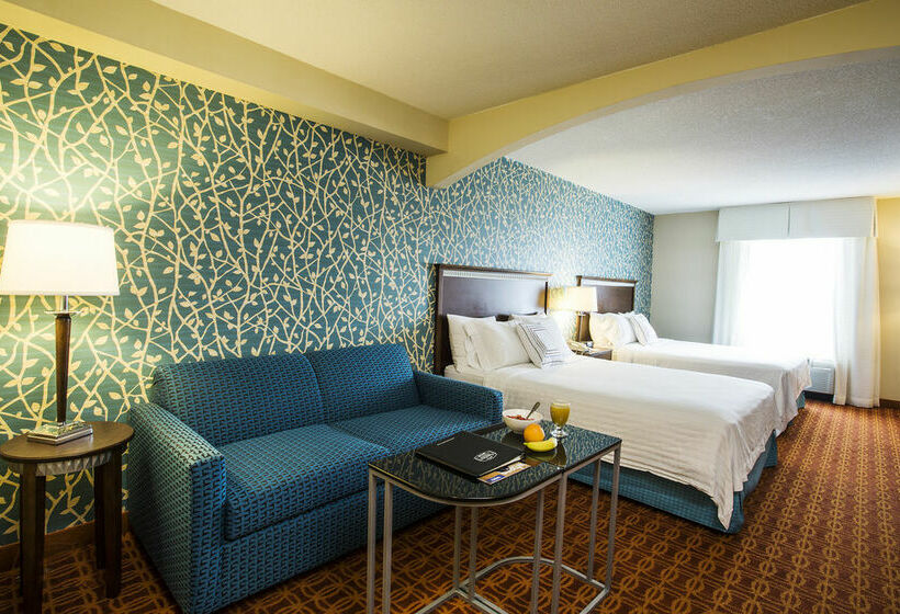 Hotell Fairfield Inn & Suites By Marriott Toronto Airport