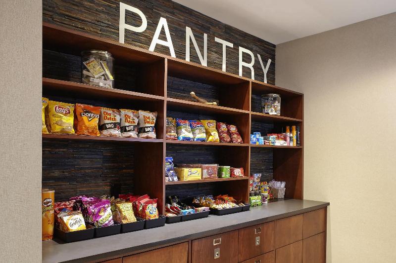 هتل Four Points By Sheraton Moncton