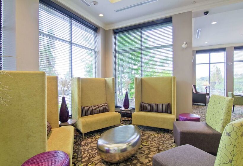 فندق Hilton Garden Inn Toronto/ajax