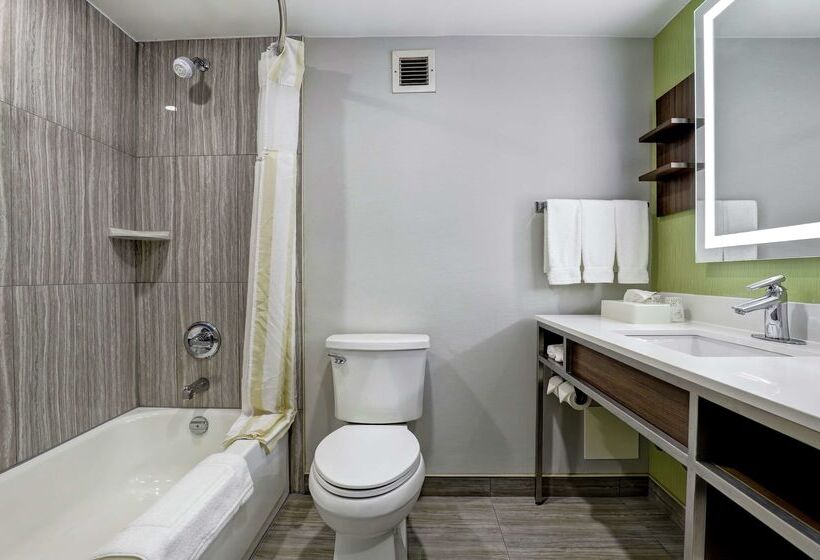 فندق Hilton Garden Inn Toronto/ajax