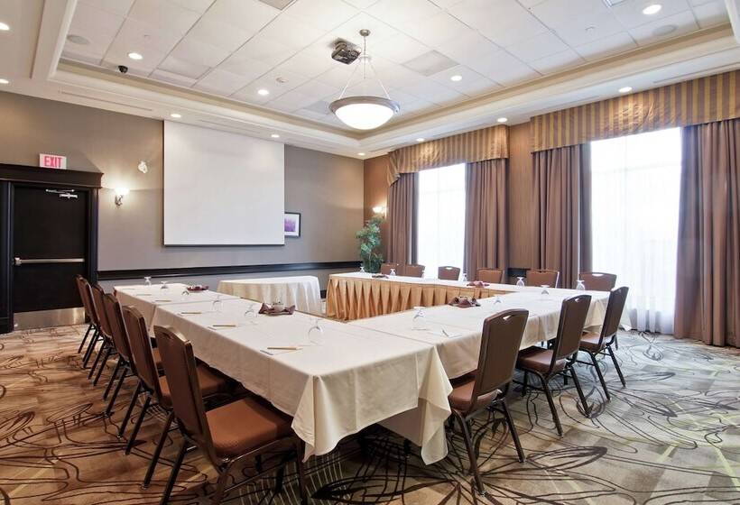 فندق Hilton Garden Inn Toronto/ajax