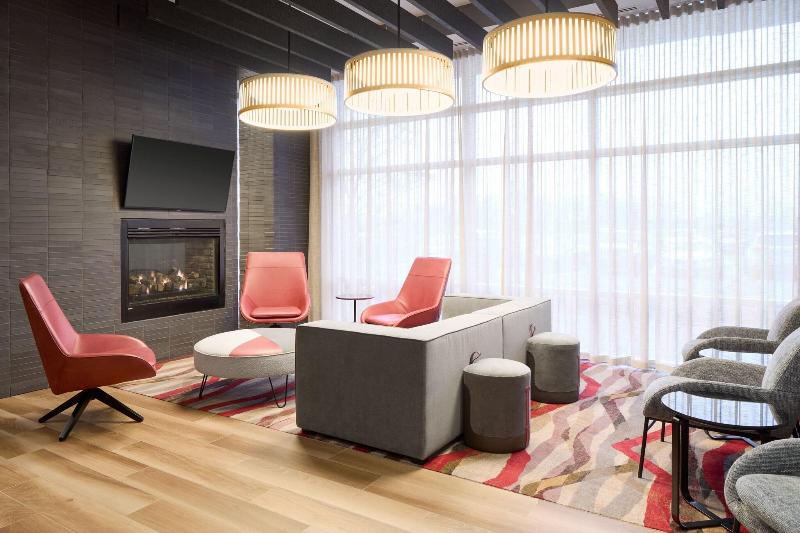هتل Residence Inn By Marriott Montreal Airport