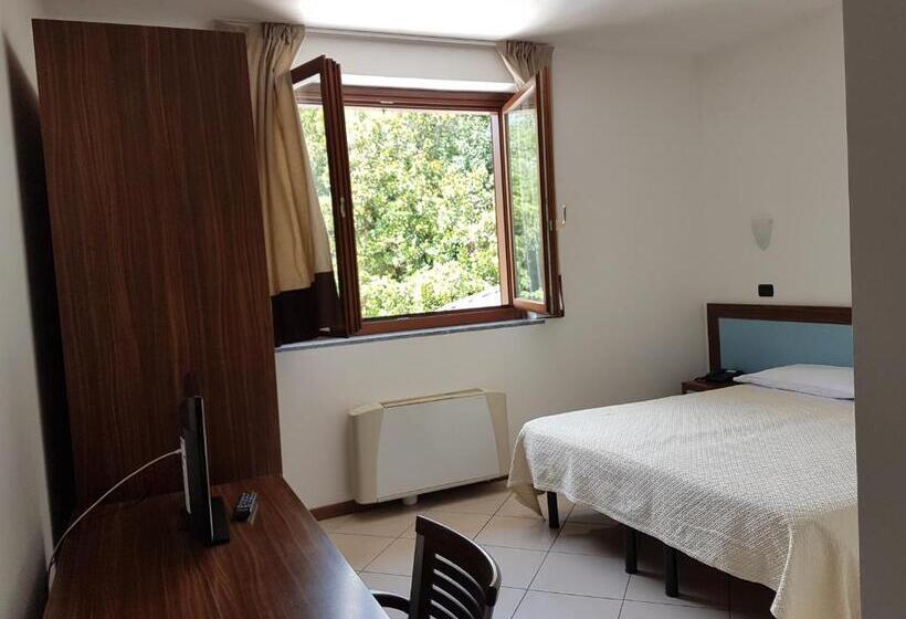 هتل & Residence La Sibilla Cusiana