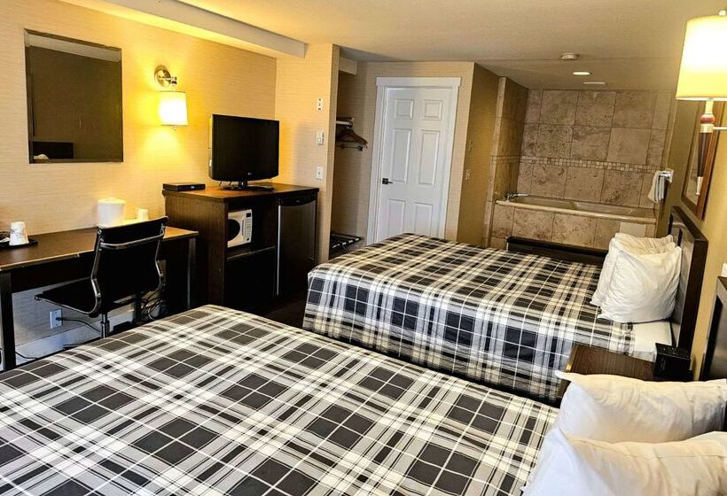 هتل Rodeway Inn & Suites