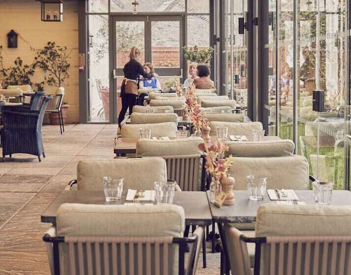 فندق The Georgian, Haslemere, Surrey