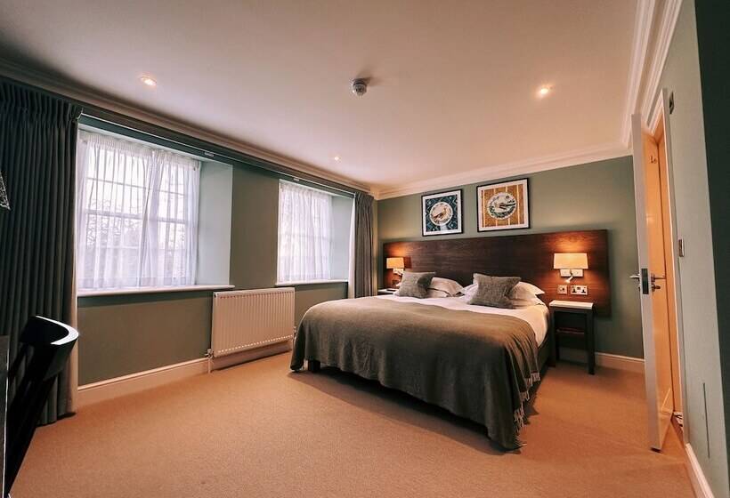 فندق The Georgian, Haslemere, Surrey