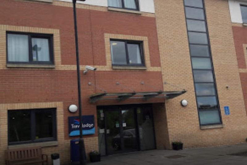 Отель Travelodge Dunfermline