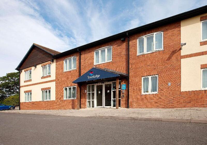 Отель Travelodge Shrewsbury Battlefield