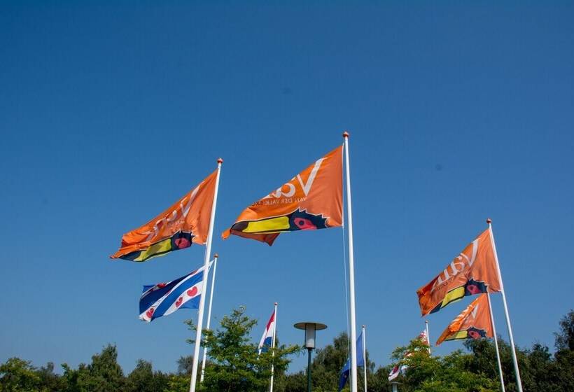 בית מלון כפרי Van Der Valk Wolvegaheerenveen