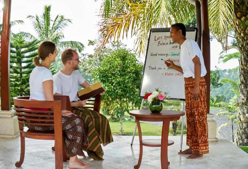 هتل Bagus Jati Health & Wellbeing Retreat