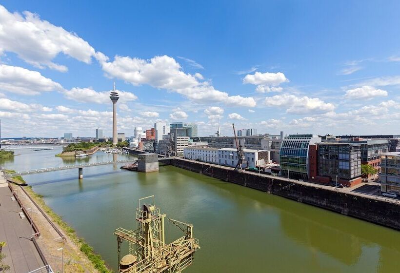 酒店 Courtyard By Marriott Duesseldorf Hafen