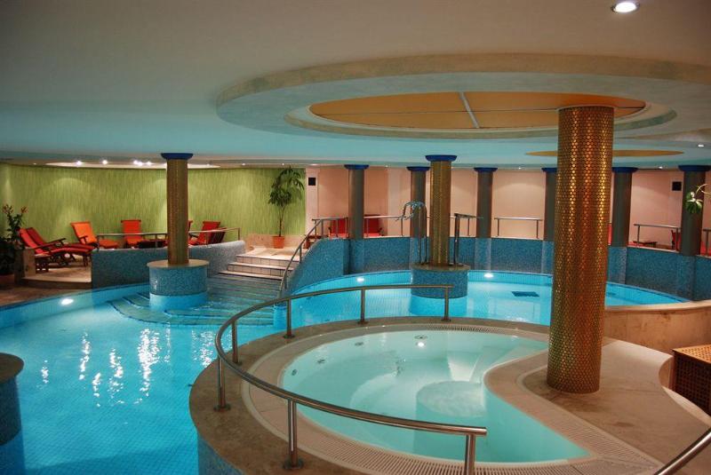 فندق Dorint Strandresort & Spa Ostseebad Wustrow