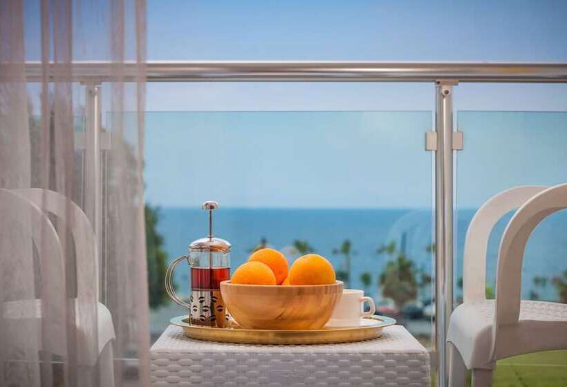 هتل Golden Orange