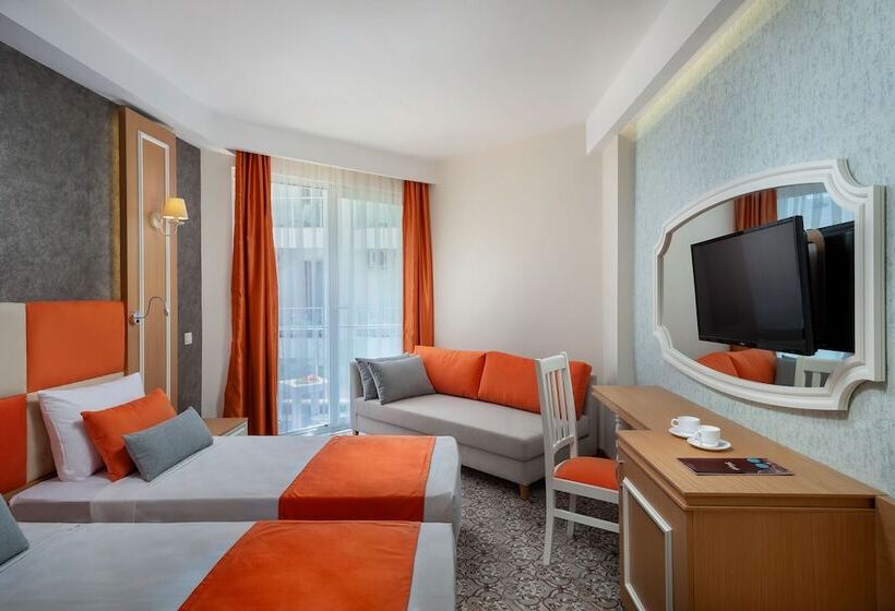 هتل Golden Orange