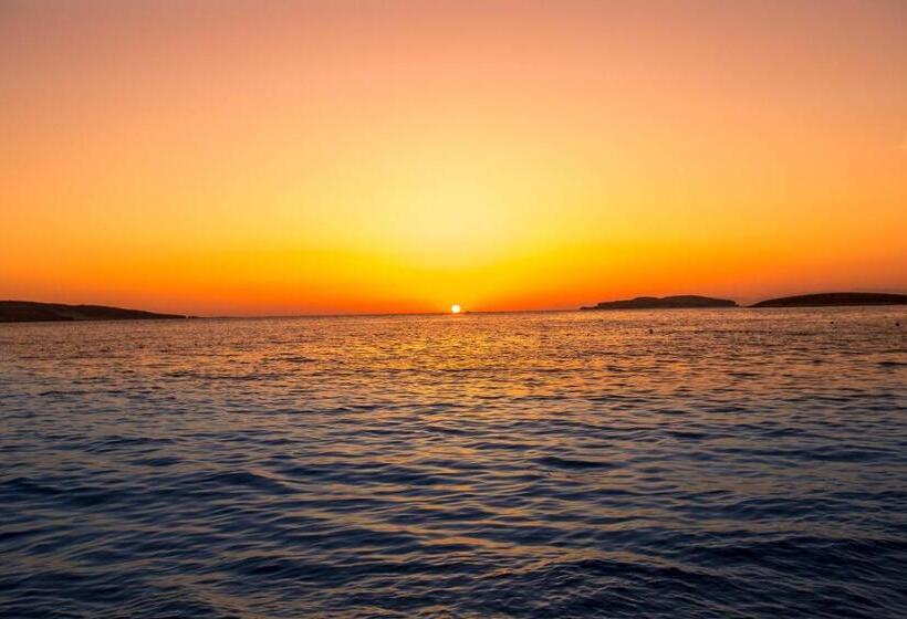 هتل Hanedan Beach