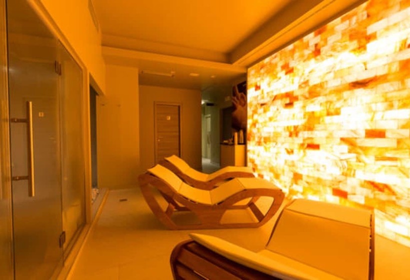 Methis Hotel & Spa