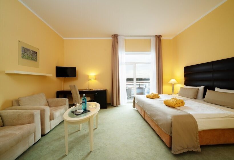 هتل Resort Mark Brandenburg & Fontane Therme