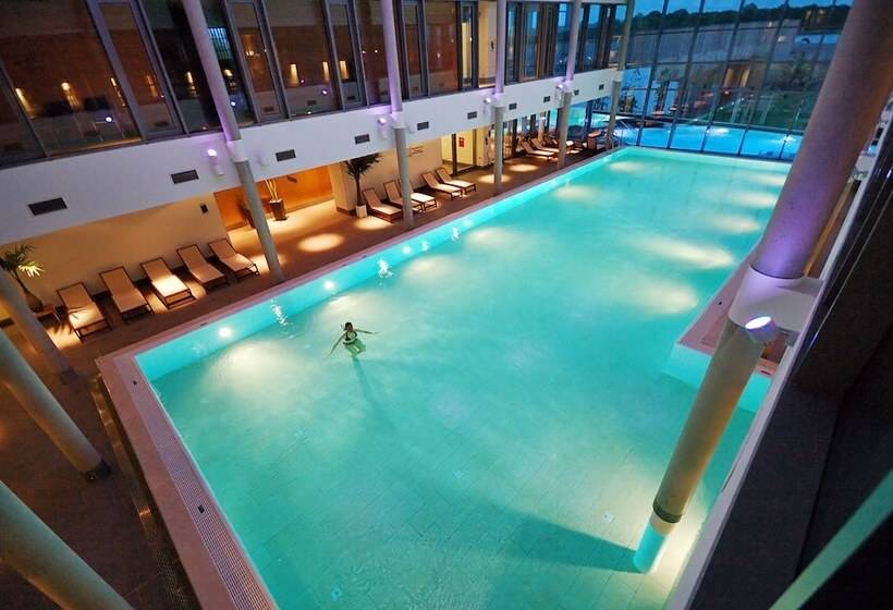هتل Resort Mark Brandenburg & Fontane Therme