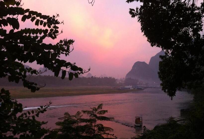 호텔 Yangshuo River View