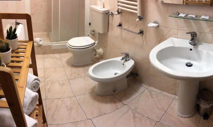 تختخواب و صبحانه Soggiorno Madrid