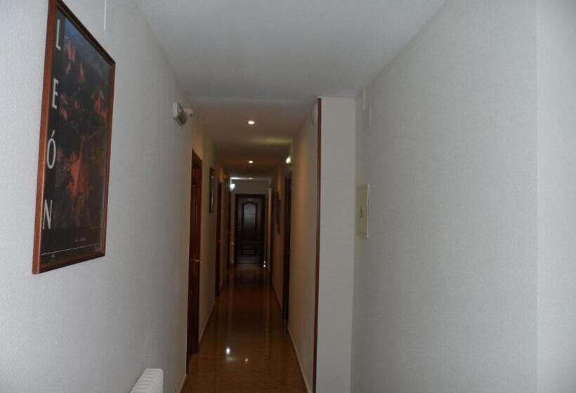 Hostal Coruña