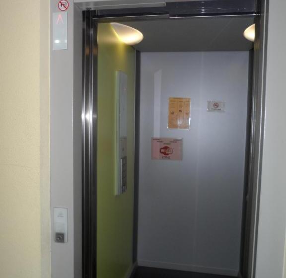 Hostal Coruña