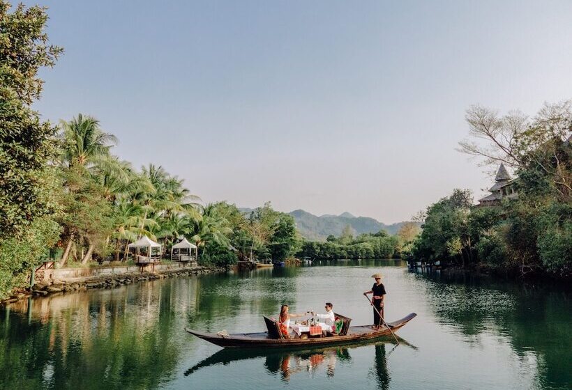 هتل Aana Resort & Spa