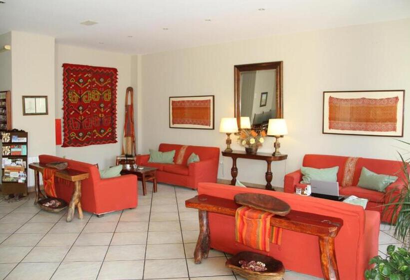 هتل Altos De Balcarce