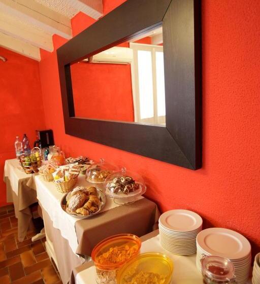 בית מלון כפרי Art