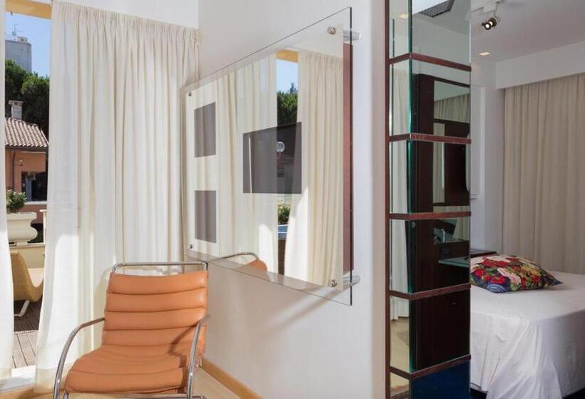 هتل Luna Riccione E Aqua Spa Only Adults +12