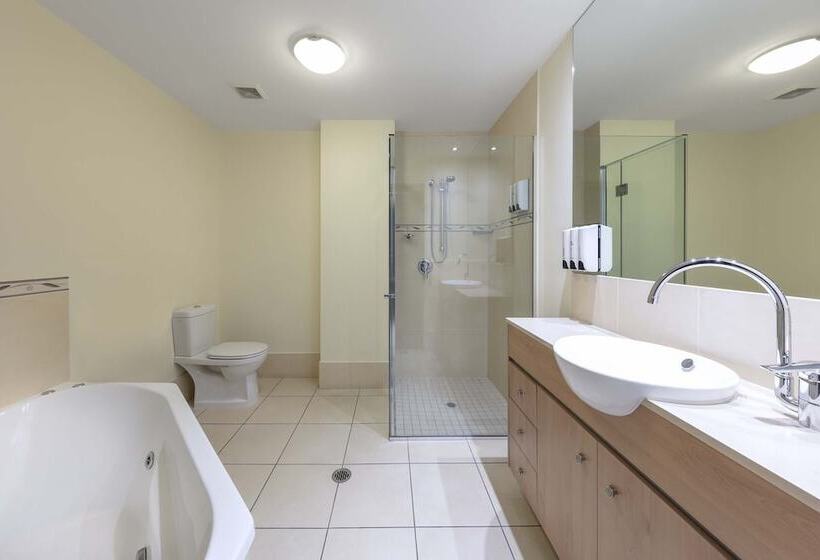 هتل Piermonde Apartments Cairns