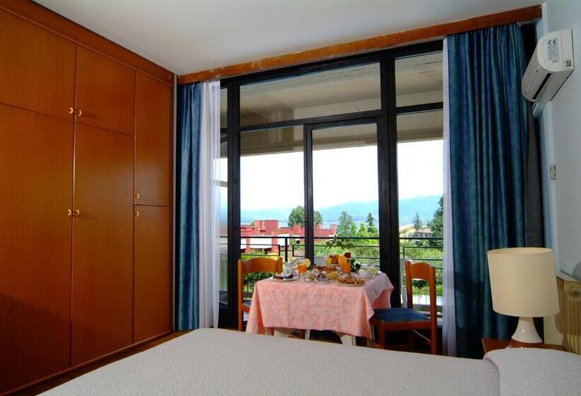 هتل Residence Holiday