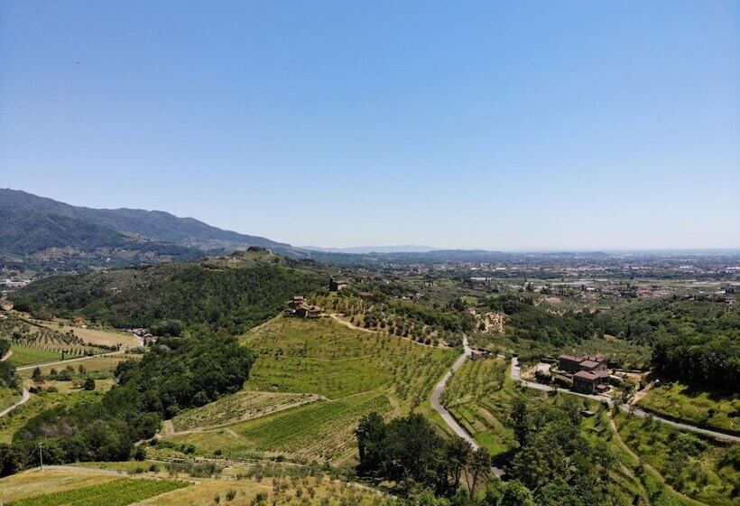 هتل Villa Volpi