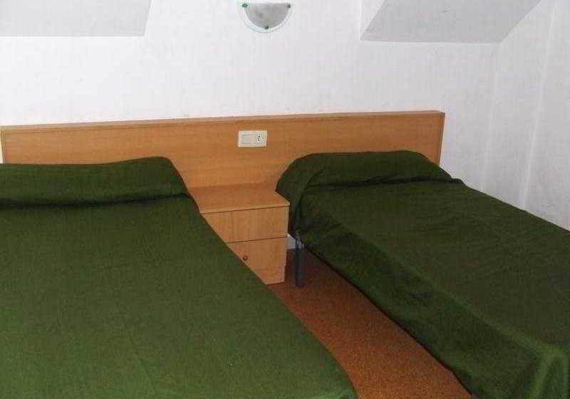 Apartamentos Fenals Park