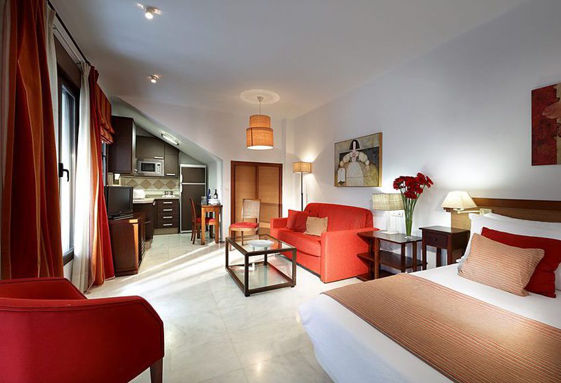 Apartamentos Patios de Alcántara