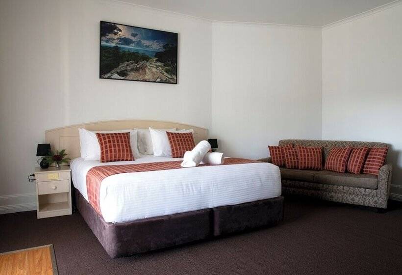Bowen Inn Motel
