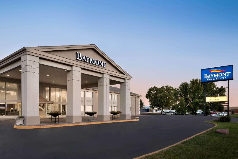 هتل Baymont By Wyndham Des Moines North