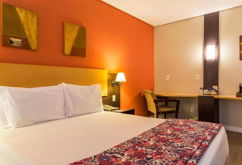 호텔 Comfort Porto Alegre