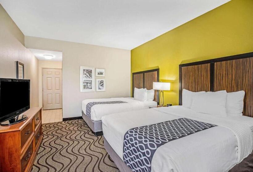 هتل La Quinta Inn & Suites By Wyndham Corpus Christi Northwest