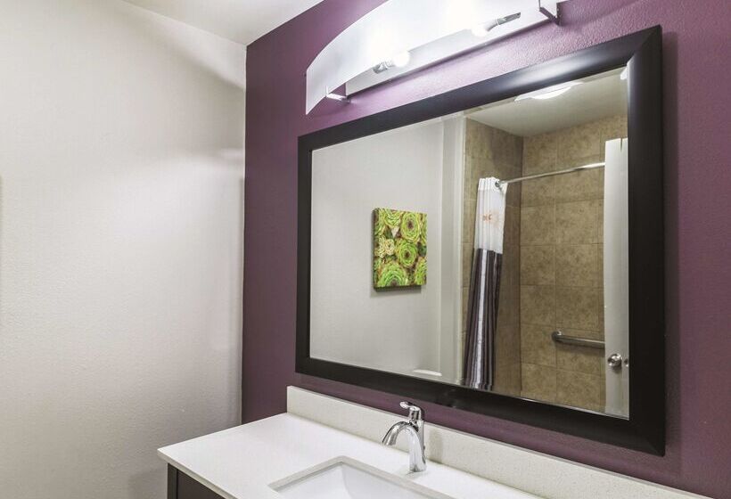هتل La Quinta By Wyndham Mission At West Mcallen