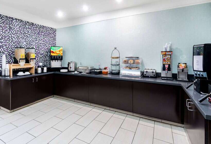 هتل La Quinta By Wyndham Roswell