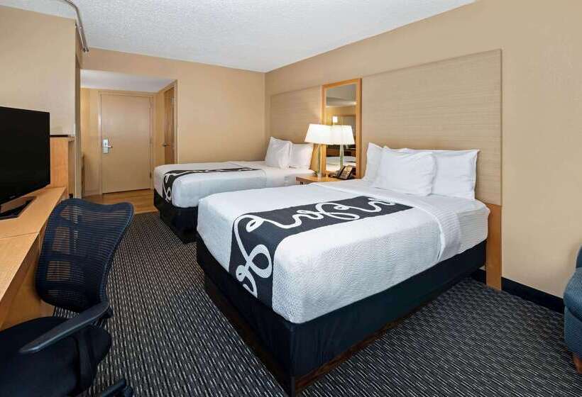 בית מלון כפרי La Quinta By Wyndham West Palm Beach Airport